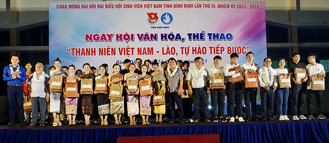 Thanh niên Việt - Lào, tự hào tiếp bước