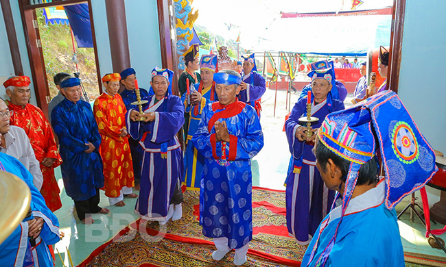 Ngư dân Nhơn Lý, Vĩnh Lợi tổ chức Lễ hội cầu ngư
