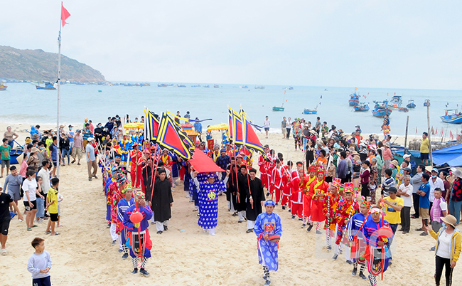 Lễ hội cầu ngư Nhơn Hải - Báo điện tử Bình Định